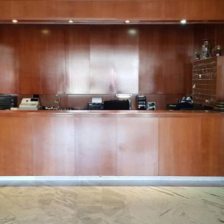 Hotel Reina Isabel Lleida Luaran gambar