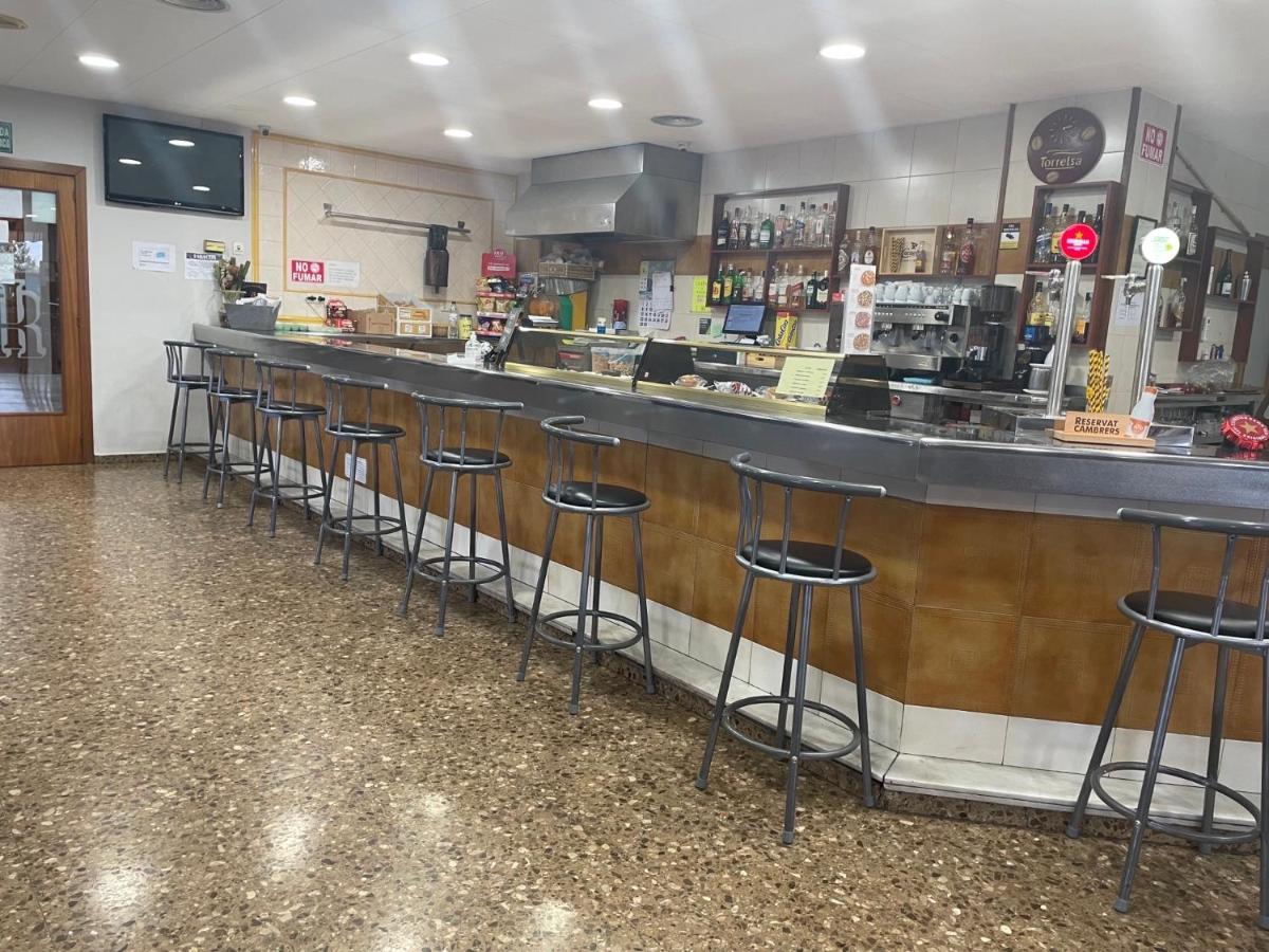 Hotel Reina Isabel Lleida Luaran gambar